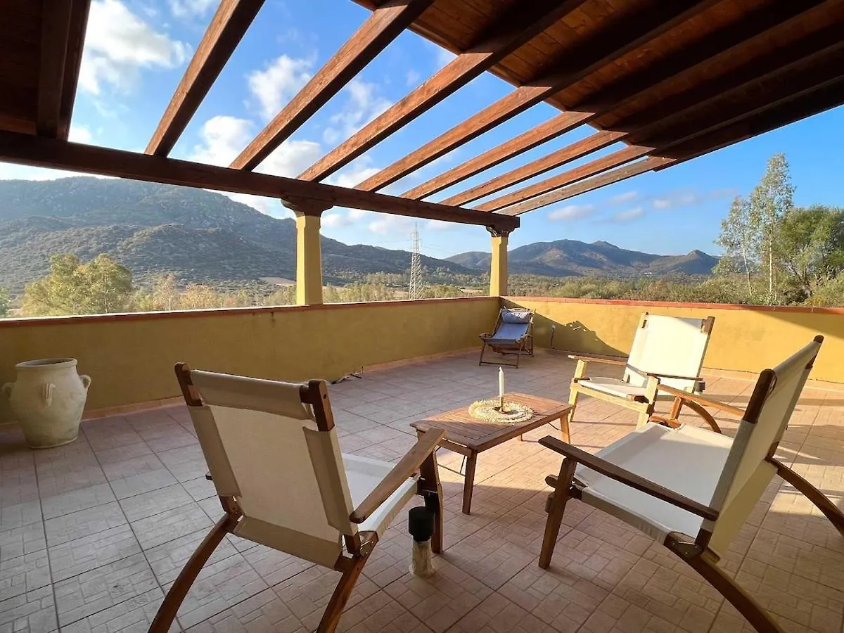 Casa Monte Liuru San Priamo Olaszország