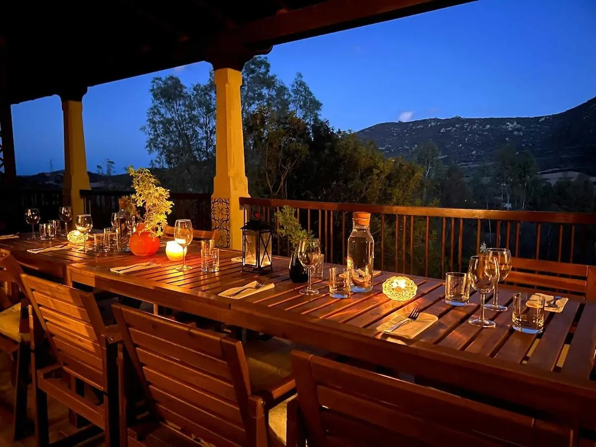 Casa Monte Liuru San Priamo Nyaraló